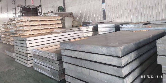 6061合金铝板的基本挤压方法_风雷益铝业